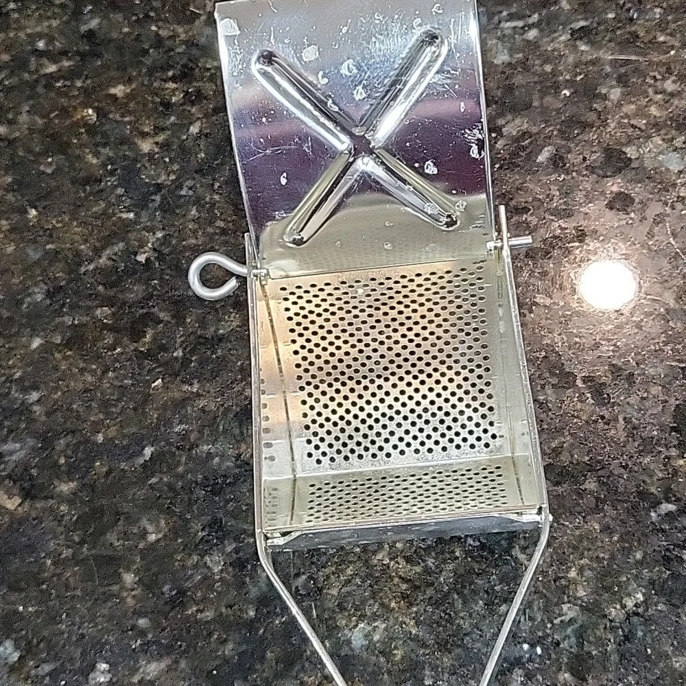 Metal Vegetable Ricer Masher  Hand Held - Picture 2 of 6